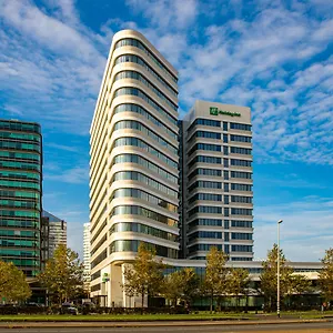 4* Hotel - Arena Towers By Ihg