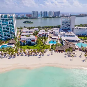 Beachscape Kin Ha & Hotel Cancún